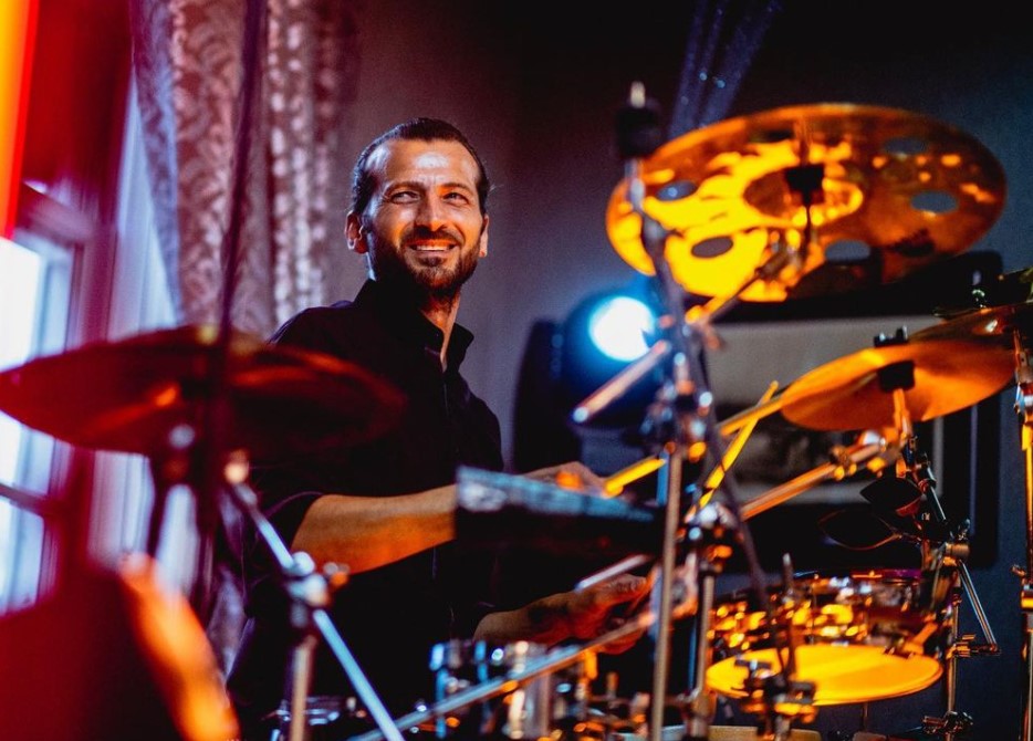 DJ and live percussion hire